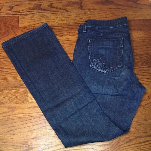 Old Navy Classic Rise Jeans Size 10 - Picture 1 of 4